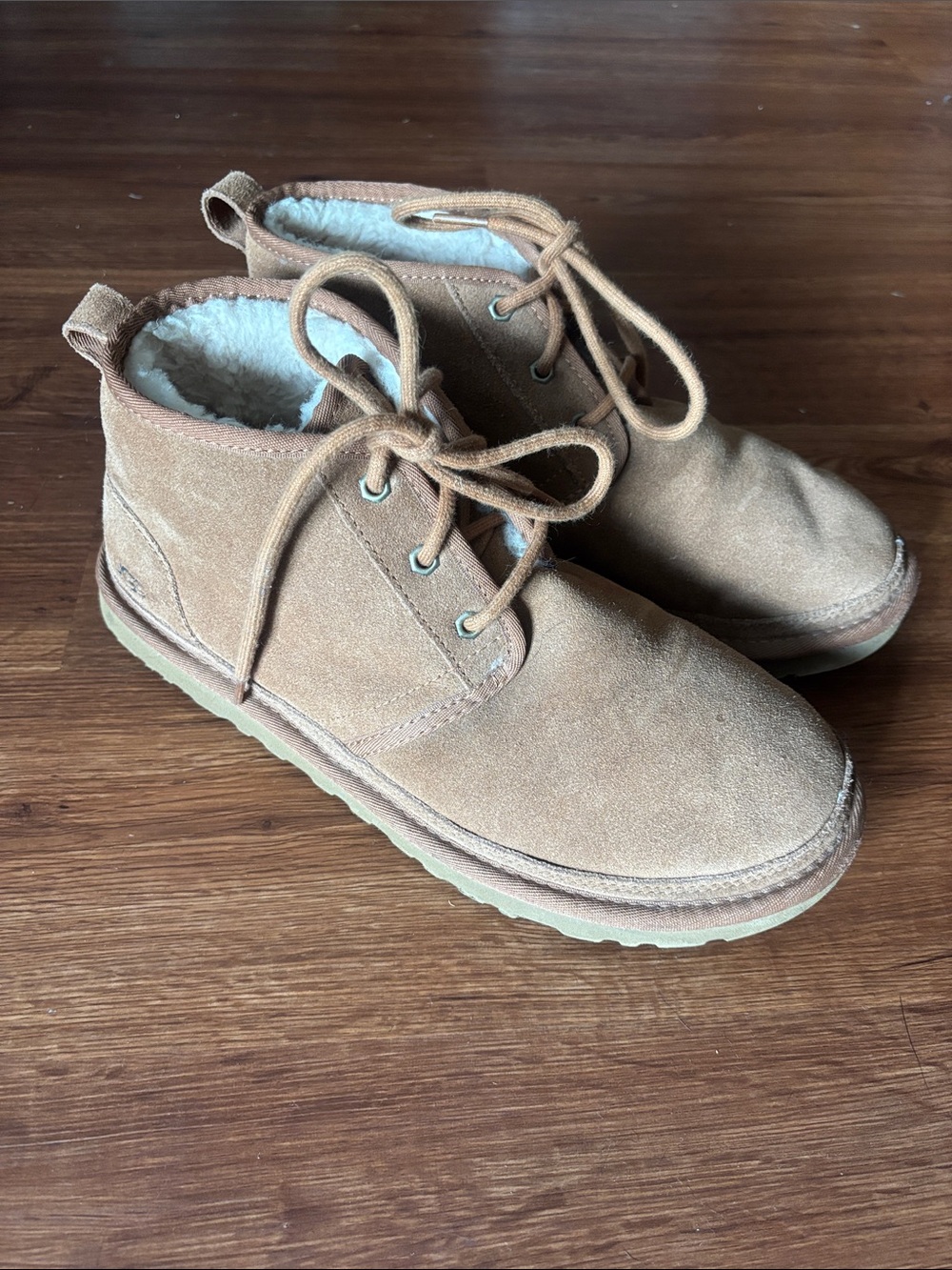 UGG Neumel Boots
